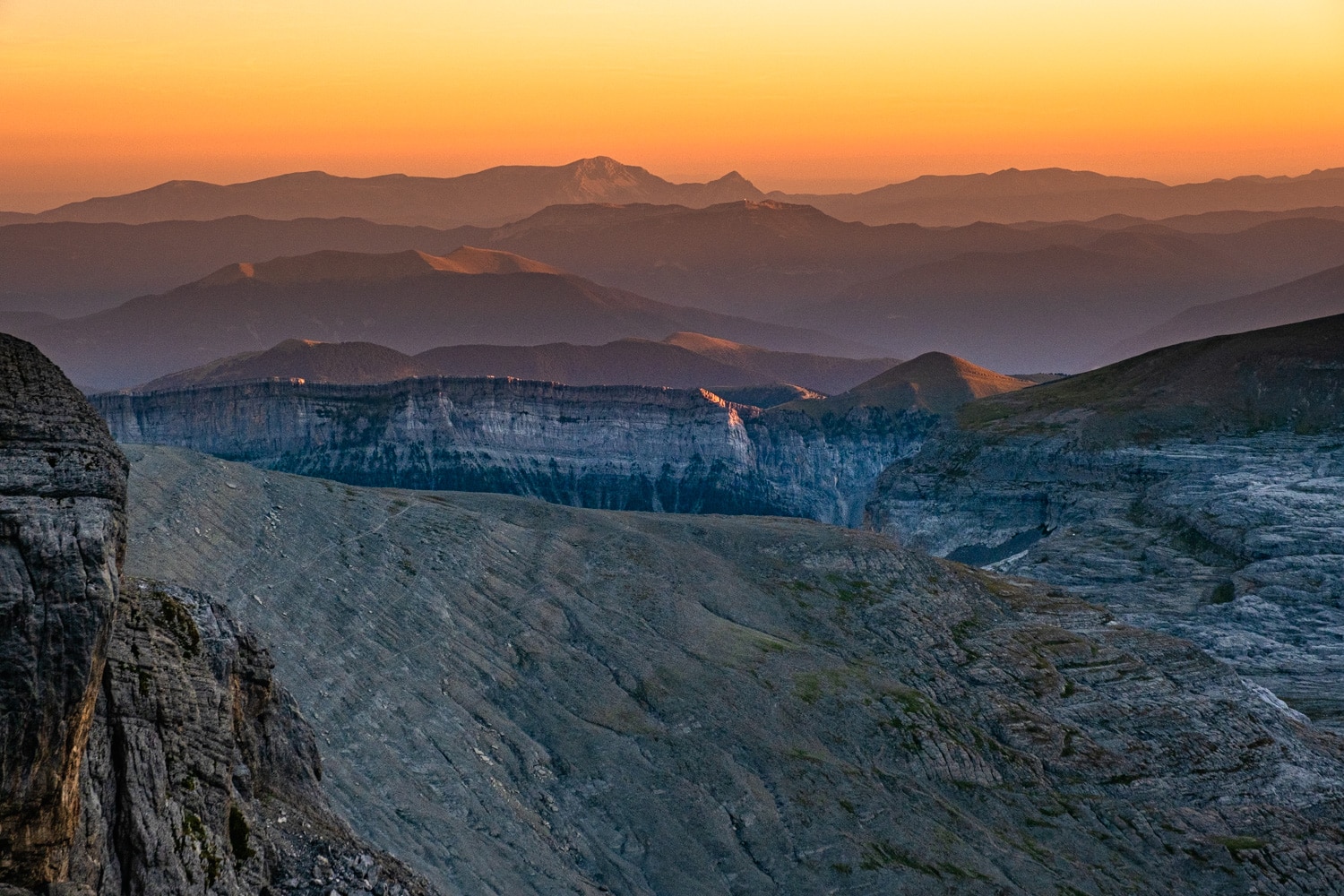 Coucher de soleil sur le canyon d'ordesa