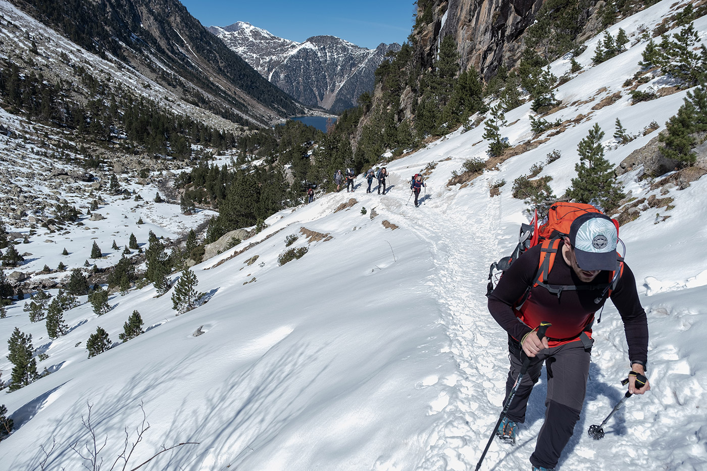 Montée vers le refuge des oulettes de gaube randonnée