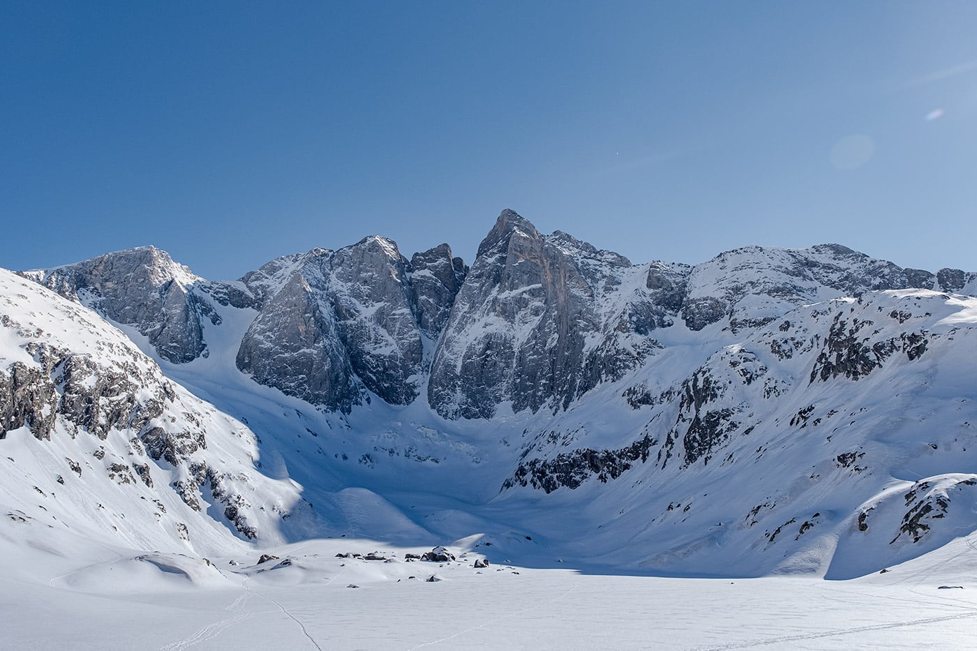 Massif du Vignemale depuis le refuge des Oulettes de Gaube