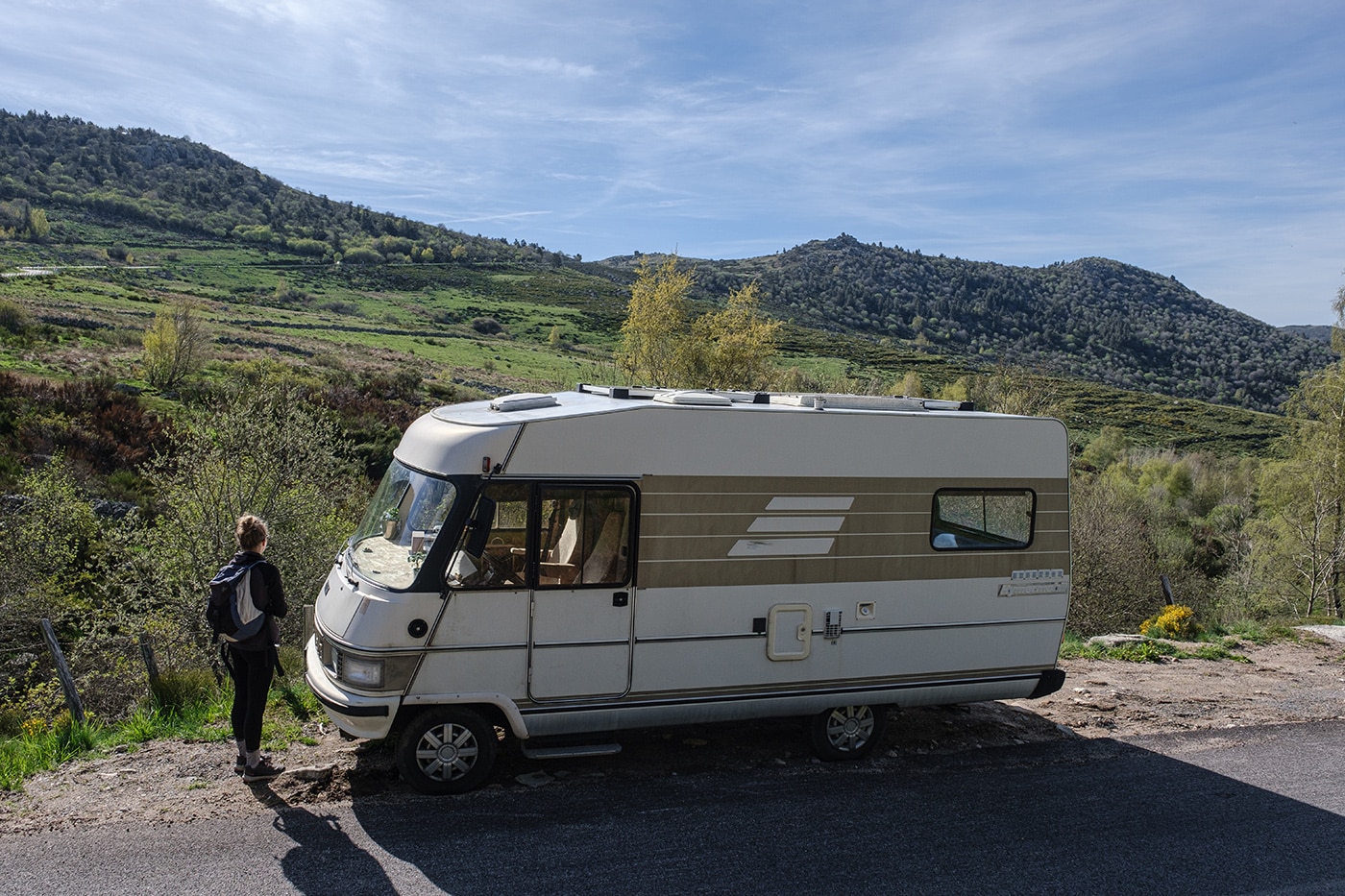 Parking départ de la randonnée du Mont Lozère à Finiels