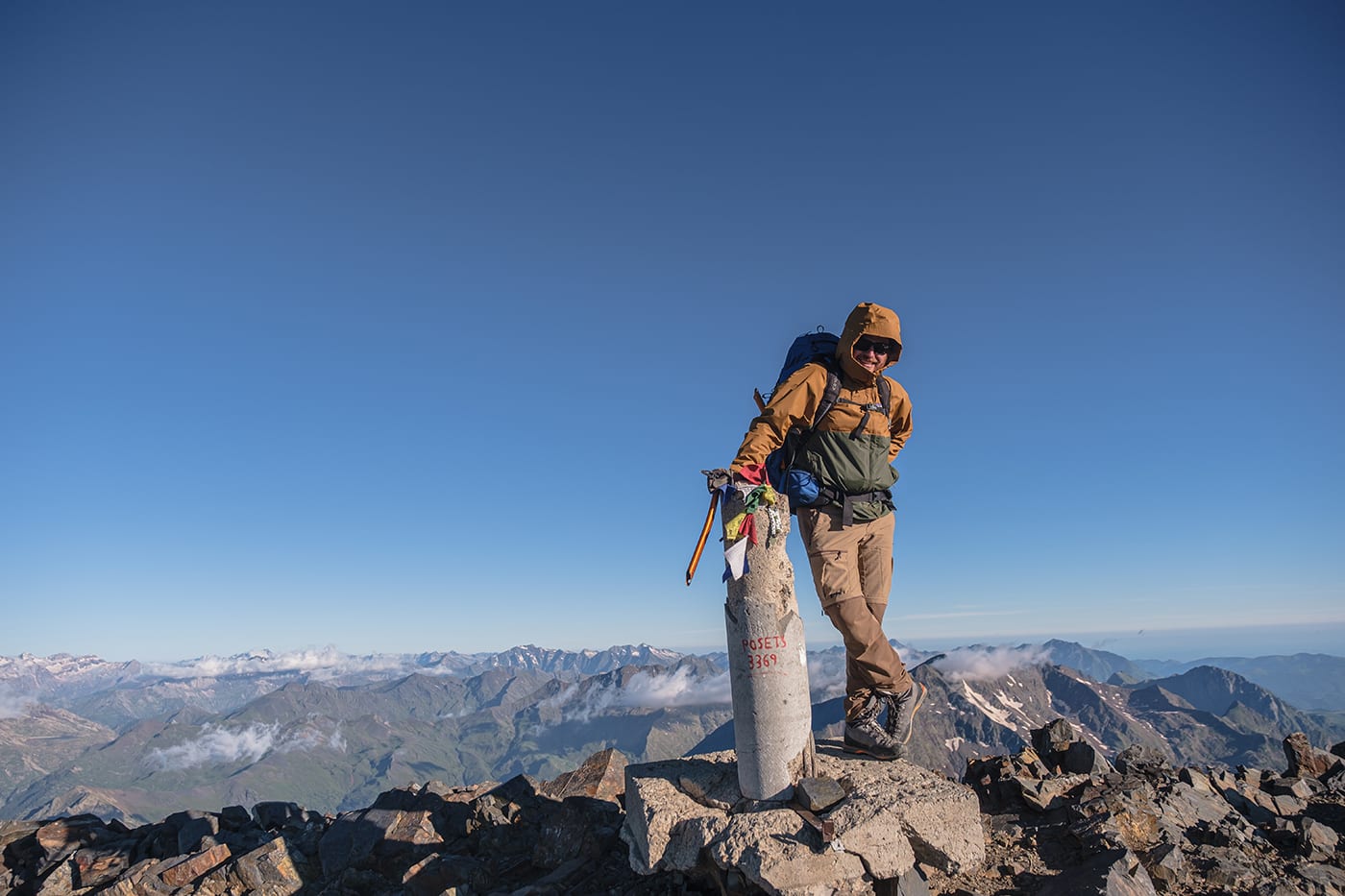 Sommet des Posets 3369m Pyrénées