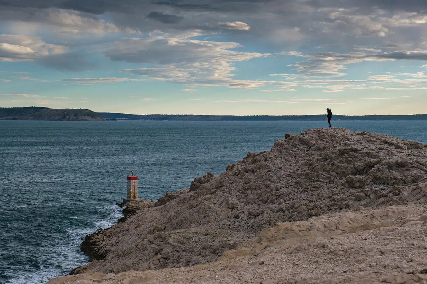 Phare sur l'île de Pag en Croatie