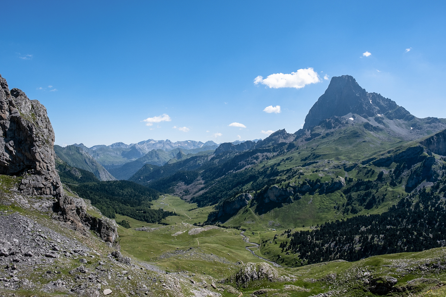 Vallée d'Ossau dans les Pyrénées Atlantiques