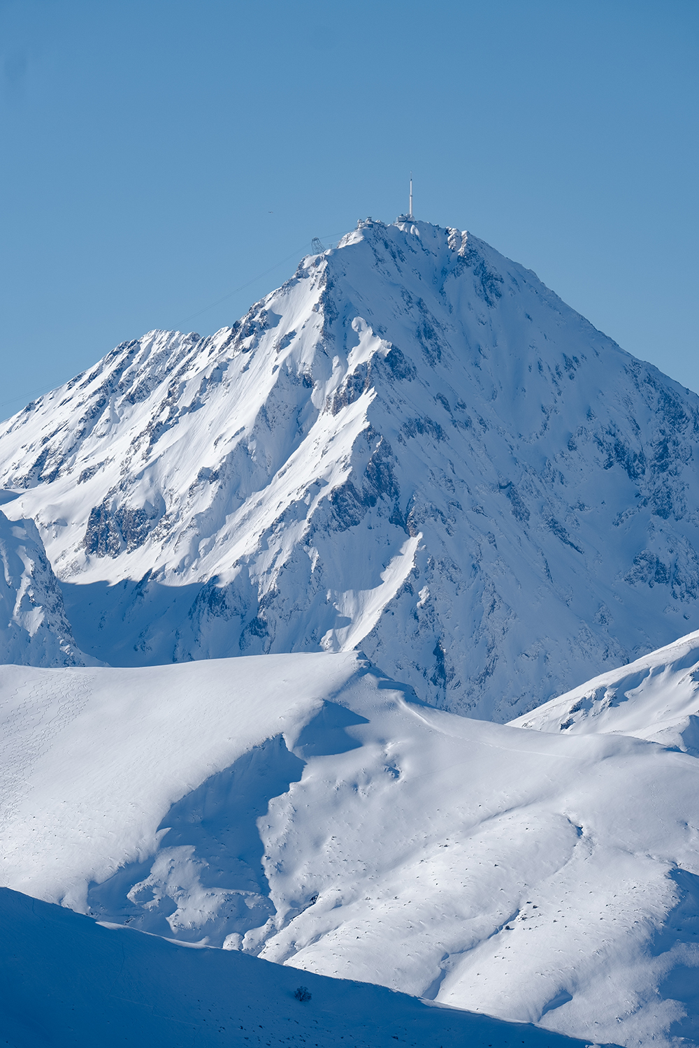 Vacances dans les Pyrénées en hiver : pic du midi de Bigorre