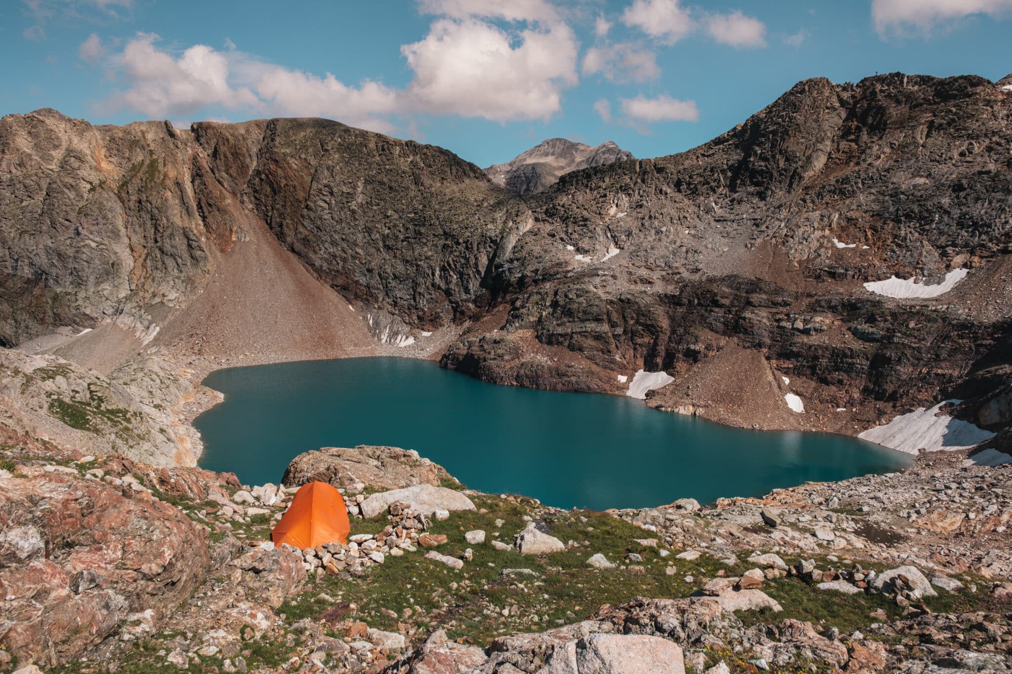 Randonnée pic des spijeoles bivouac au lac glacé du Port d'Oô